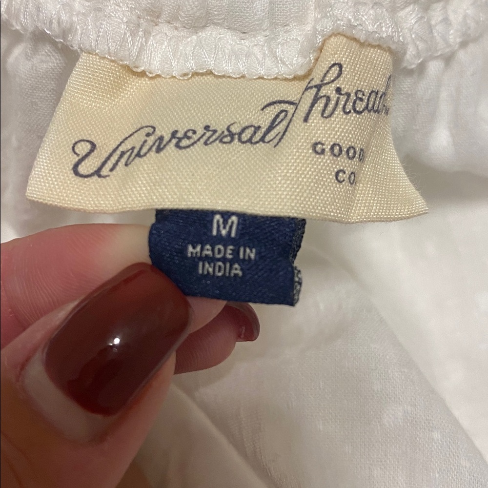 Universal Thread White Ruffled Blouse - image 6